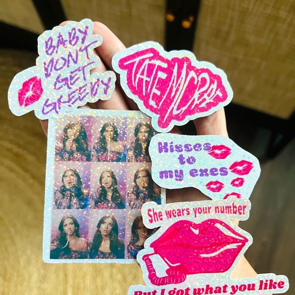 💖💋😘  Tate McRae pink Stickers Music Girly Glitter Stickers Set Of  5 🎶 - Picture 4 of 10